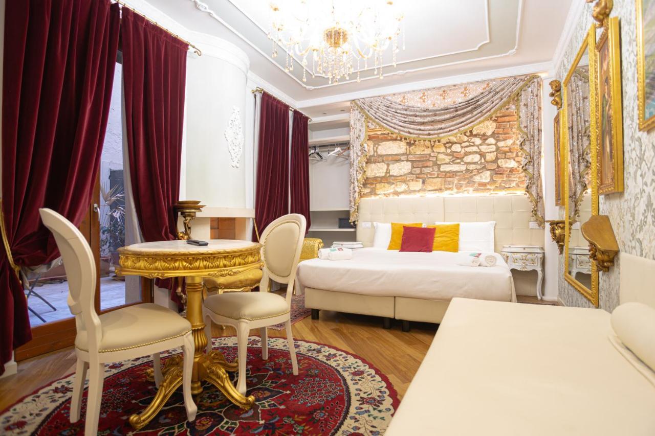 Отель Giardini Dell'Arena Relais Верона Экстерьер фото